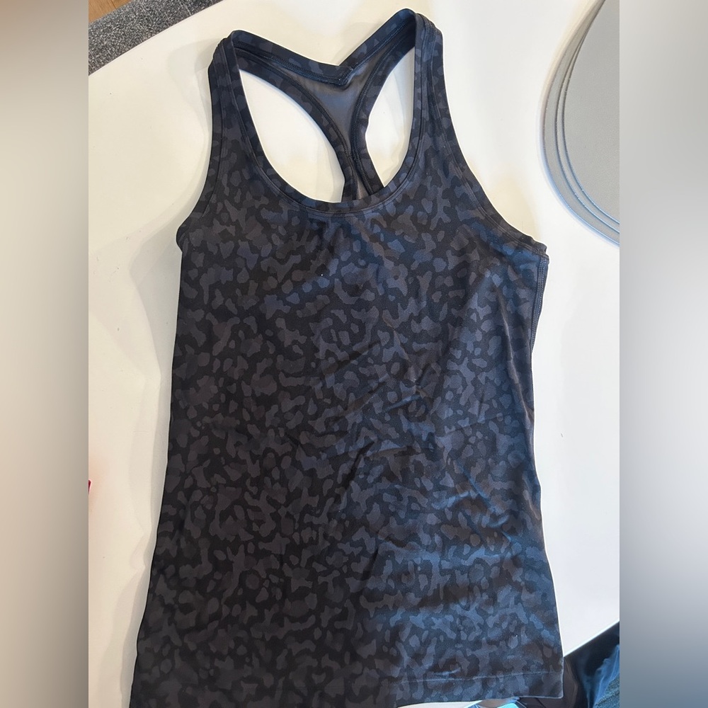 Lululemon Athletica Black Patterned Tank Top
